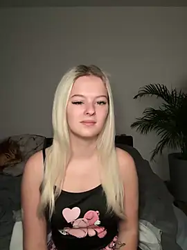 Allylove03 online show from 12.19.24