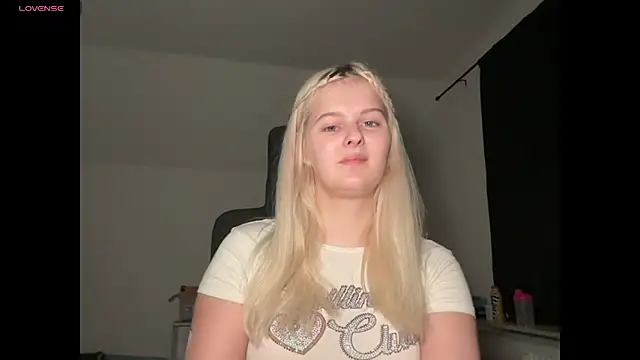 Allylove03 online show from 09.12.25