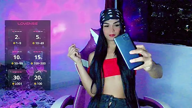 Ms-Zoehans online show from 10.17.25