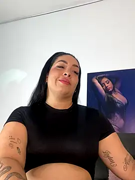 Snapshot of Sheeryl__ chatting on 09.24.25 Sheeryl online show from 09.24.25