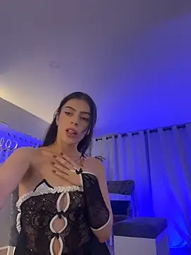 Julieta-sett online show from 06.14.26