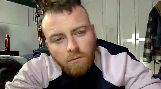 Pelirrojo1234 online show from 02.04.25