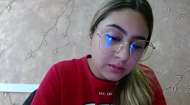 Miabonnett  online show from 03.11.25