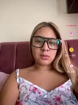 Snapshot of Miabonnett_ chatting on 05.06.26 Miabonnett online show from 05.06.26