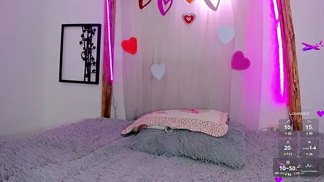 Snapshot of _RedMoon chatting on 02.25.25 RedMoon online show from 02.25.25