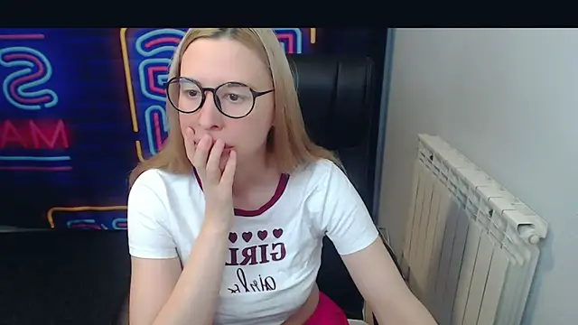 Snapshot of kerakiss877 chatting on 01.03.25 kerakiss877 online show from 01.03.25