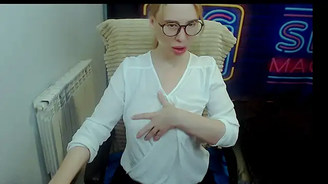 Snapshot of kerakiss877 chatting on 10.26.25 kerakiss877 online show from 10.26.25