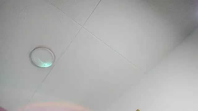 ViolettaBaker  online show from 09.25.25