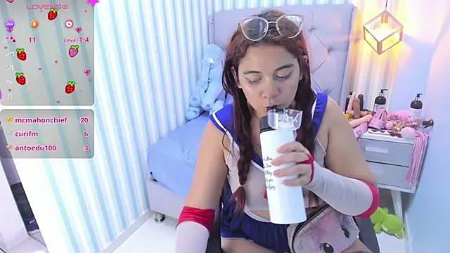 MADISON ROWAN1 online show from 02.04.25