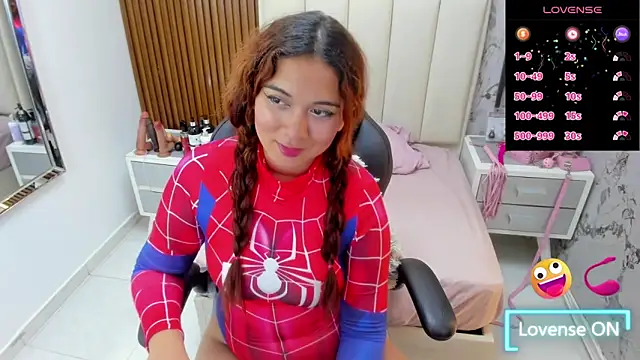 MADISON ROWAN1 online show from 09.24.25