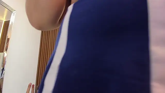 MADISON ROWAN1 online show from 12.04.25