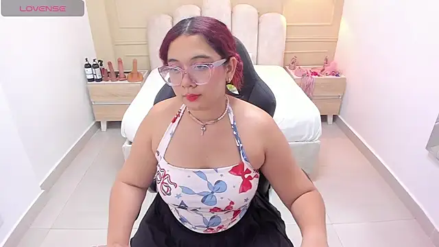 MADISON ROWAN1 online show from 04.13.26