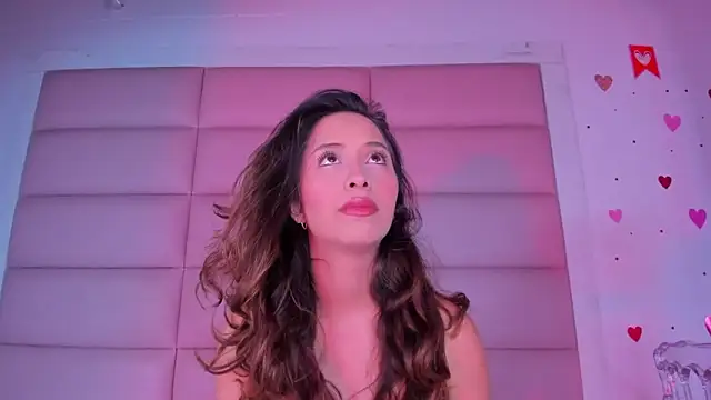 little-Emma online show from 10.19.25