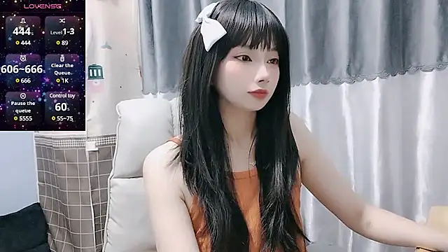 Nery Asian online show from 03.04.25