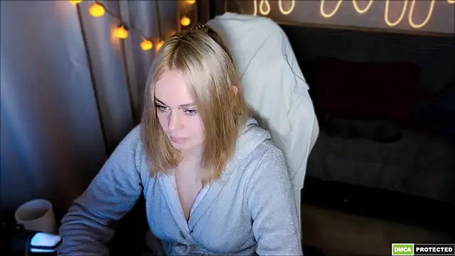 Bad Girl009 online show from 10.28.25