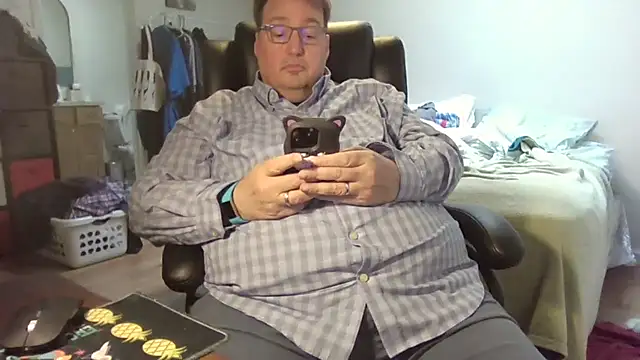 Snapshot of wvalentino chatting on 02.27.25 wvalentino online show from 02.27.25
