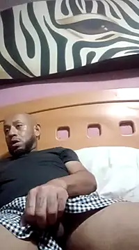 Snapshot of pineda1689 chatting on 12.17.24 pineda1689 online show from 12.17.24