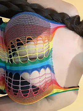 Evelyn Moon online show from 10.13.25