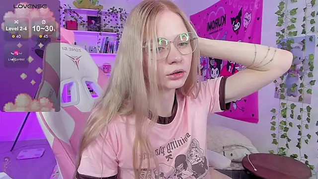 Milia Parker online show from 02.21.25