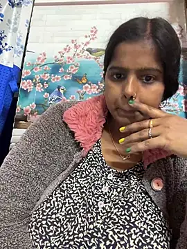 Snapshot of Beauty-queen chatting on 01.17.25 Beauty-queen online show from 01.17.25