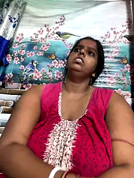 Snapshot of Beauty-queen chatting on 09.23.25 Beauty-queen online show from 09.23.25