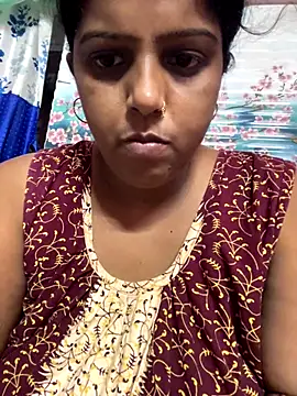 Snapshot of Beauty-queen chatting on 10.10.25 Beauty-queen online show from 10.10.25