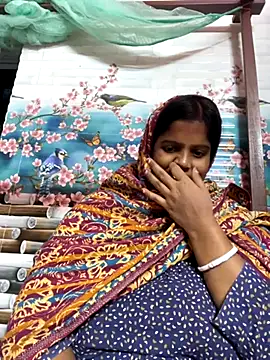 Beauty-queen online show from 11.14.25