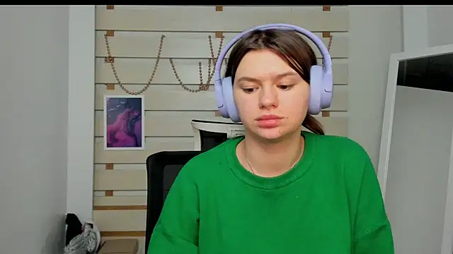 Josephine Kiss online show from 01.29.25