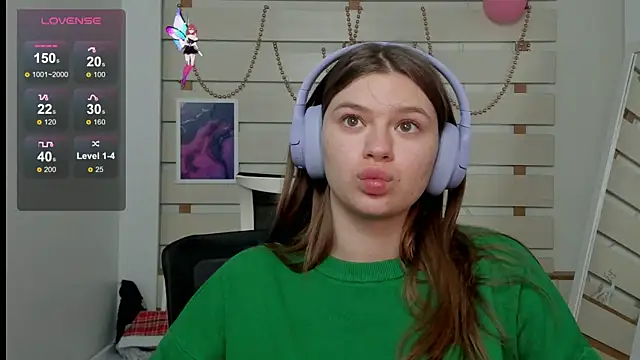 Josephine Kiss online show from 03.13.25