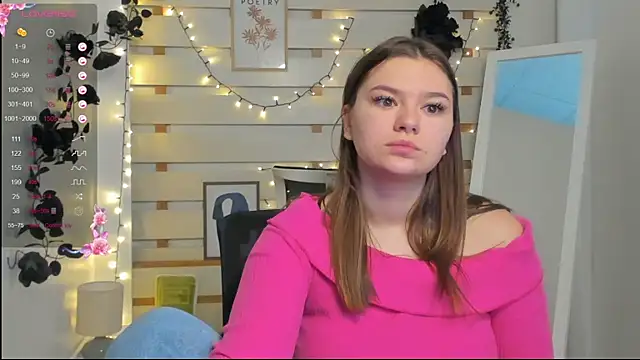 Josephine Kiss online show from 03.10.26