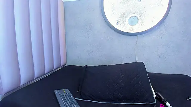 SussanMilf  online show from 03.15.26