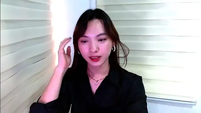 Snapshot of MistressPrincesss chatting on 12.19.24 MistressPrincesss online show from 12.19.24