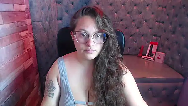 SaraThomso online show from 09.25.25