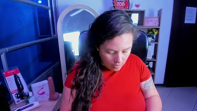 SaraThomso online show from 11.11.25