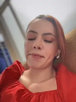 Lorraine Leon online show from 12.16.24