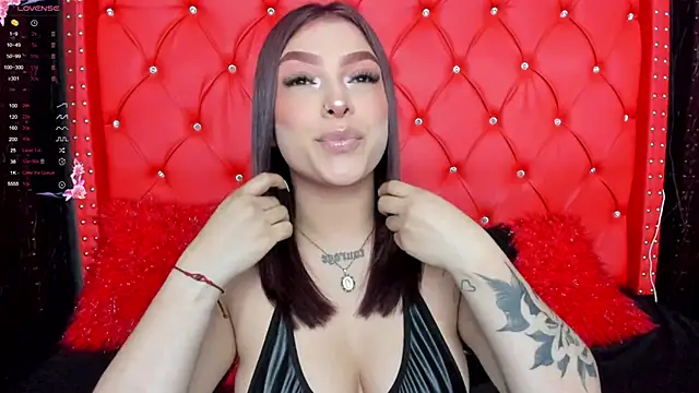 Snapshot of dawa_angels chatting on 02.21.25 dawa angels online show from 02.21.25