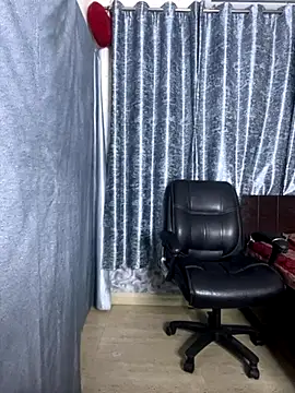 Snapshot of Ritu-Babe chatting on 10.23.25 Ritu-Babe online show from 10.23.25