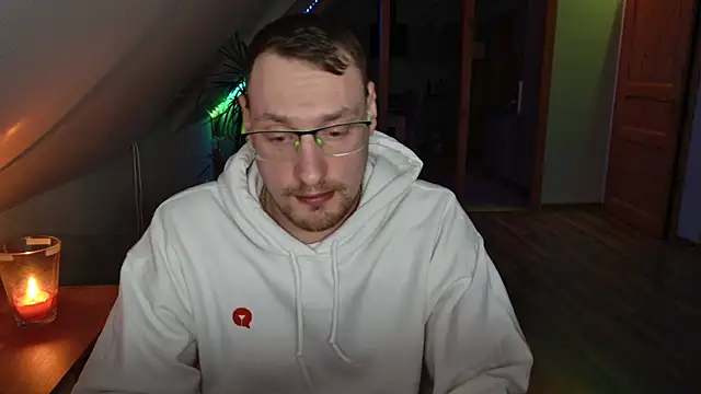 Snapshot of Relsxboy chatting on 02.08.25 Relsxboy online show from 02.08.25