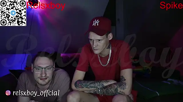 Snapshot of Relsxboy chatting on 11.05.25 Relsxboy online show from 11.05.25