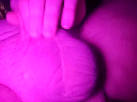 Snapshot of Barrentine88 chatting on 02.11.25 Barrentine88 online show from 02.11.25