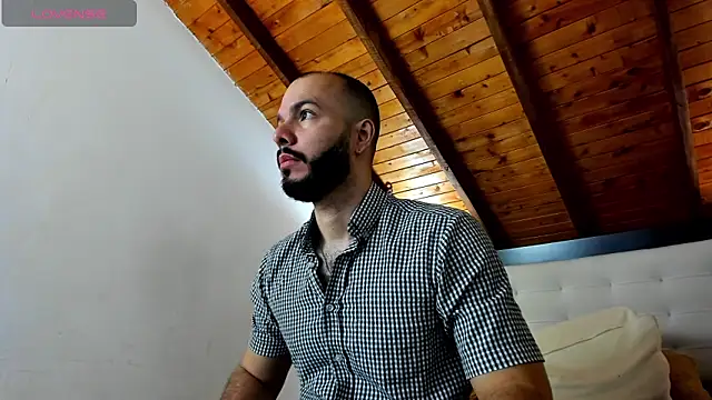 Tom Bailey online show from 12.20.25