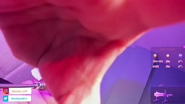 ALONDRAMILF online show from 01.31.25