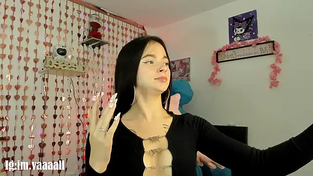 lucyy tay online show from 11.06.25