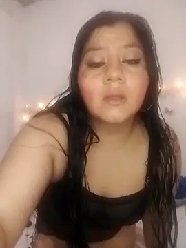 keterinjones--11 online show from 10.02.25