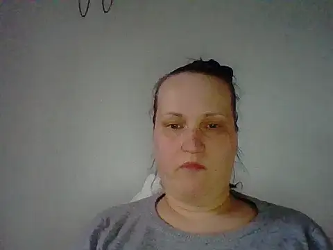  squirty cum lady  online show from 02.13.25