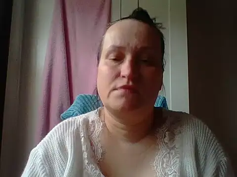  squirty cum lady  online show from 02.15.25