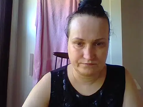  squirty cum lady  online show from 03.04.25