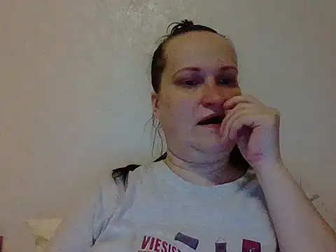  squirty cum lady  online show from 03.14.25