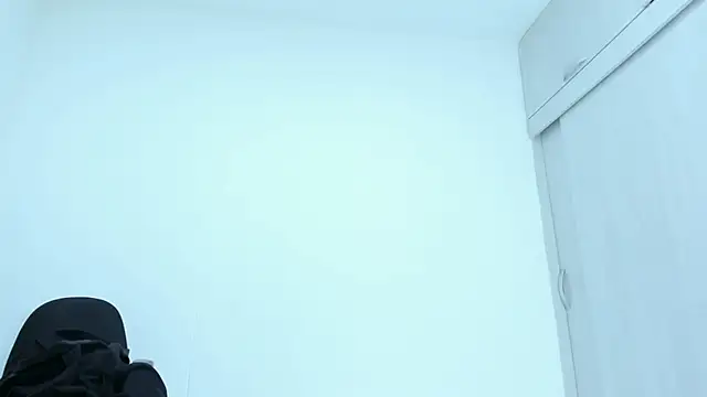 Amelia Debora Antonella online show from 02.12.26