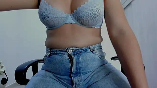 Amelia Debora Antonella online show from 03.06.26